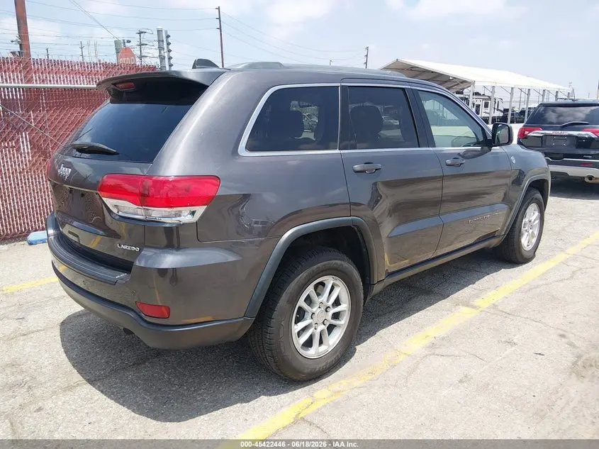 2019 JEEP GRAND CHEROKEE LAREDO E 4X4