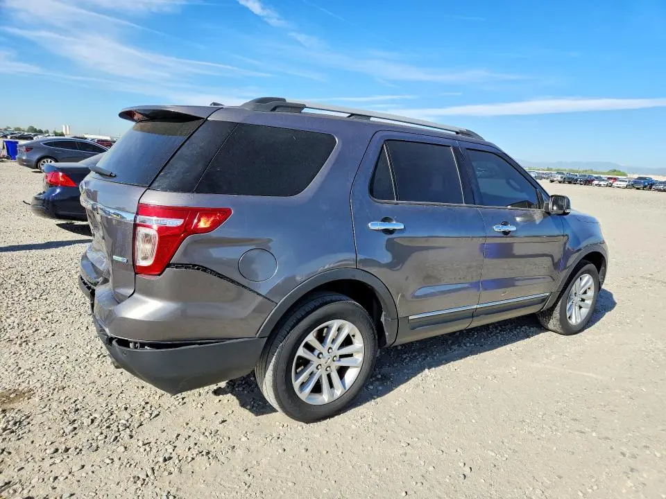 2013 FORD EXPLORER XLT  