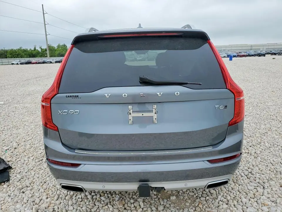 2016 VOLVO XC90   
