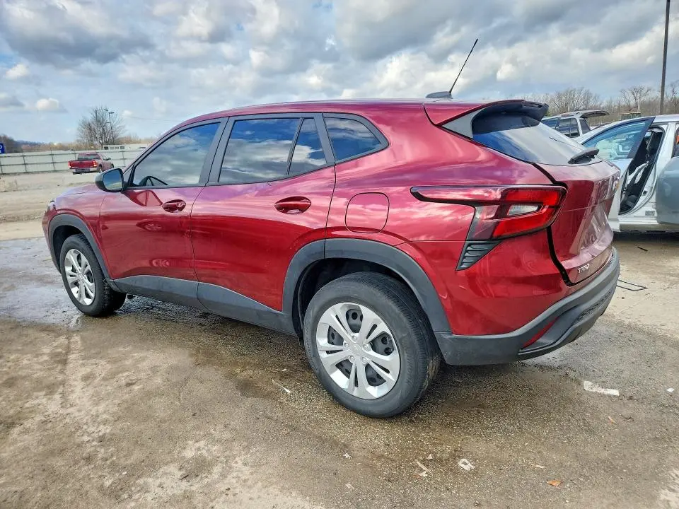 2024 CHEVROLET TRAX LS  