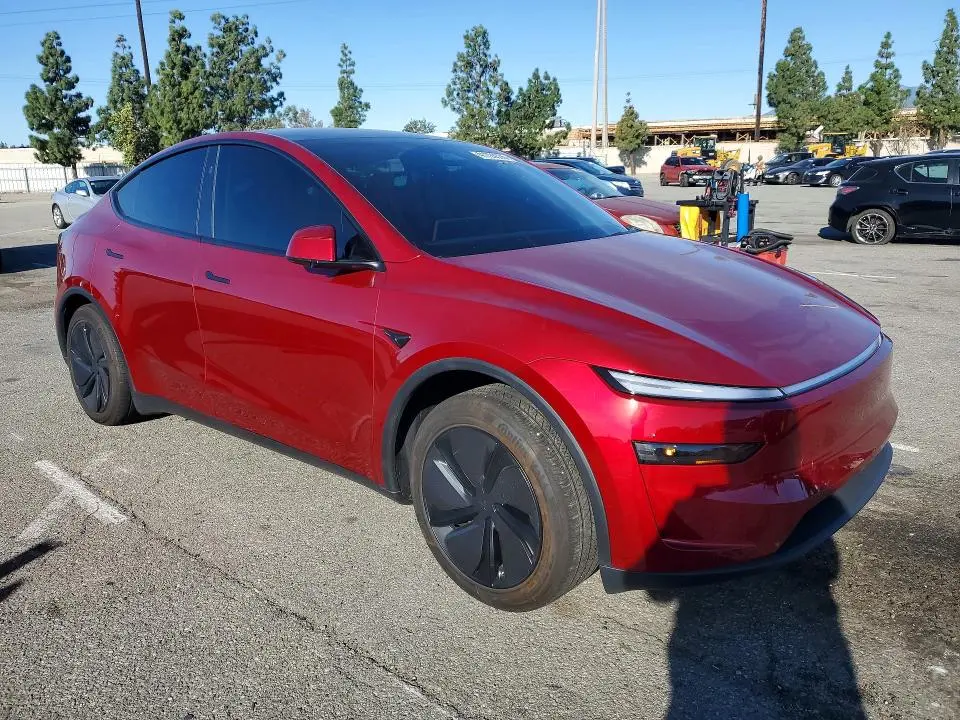 2026 TESLA MODEL Y   