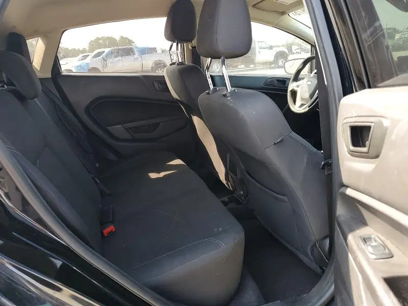 2018 FORD FIESTA SE  