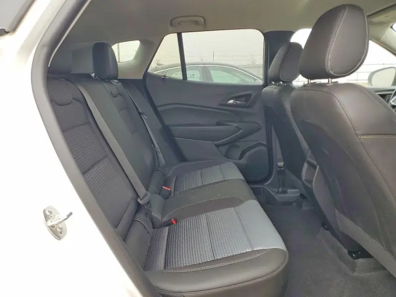 2025 CHEVROLET TRAX 1LT  