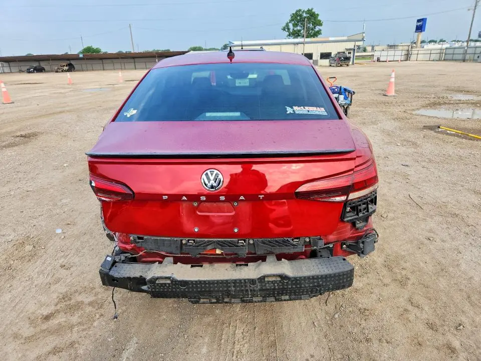 2020 VOLKSWAGEN PASSAT R-LINE  