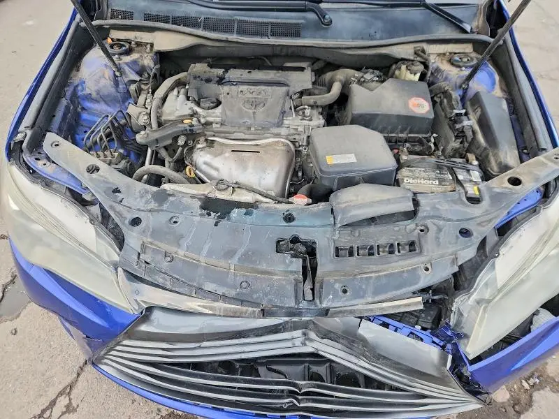 2016 TOYOTA CAMRY SE  