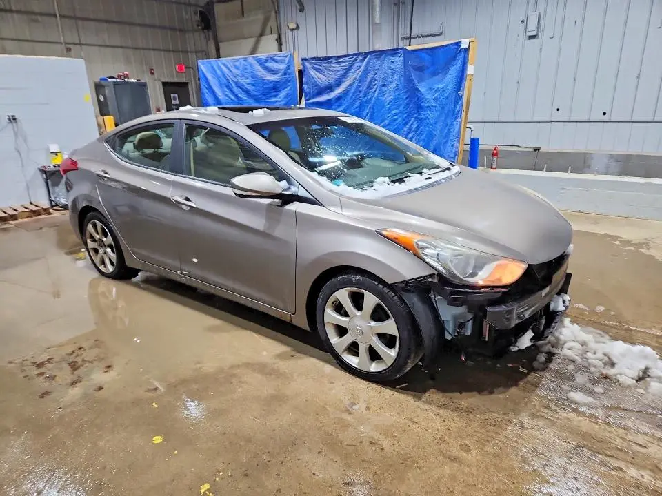 2011 HYUNDAI ELANTRA LIMITED  
