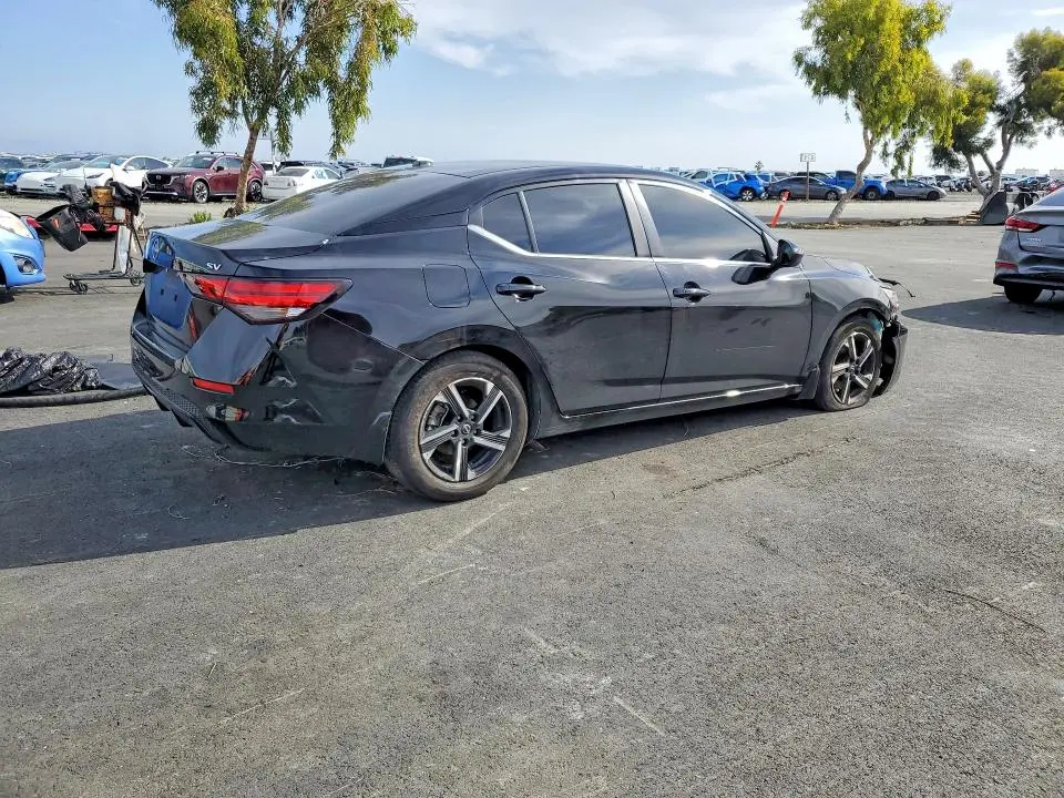 2024 NISSAN SENTRA SV  
