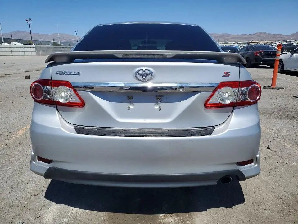 2013 TOYOTA COROLLA S  