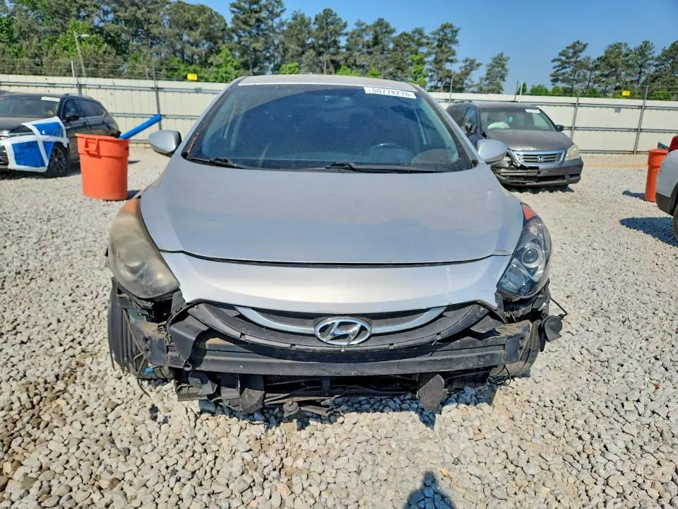2013 HYUNDAI ELANTRA GT BASE  