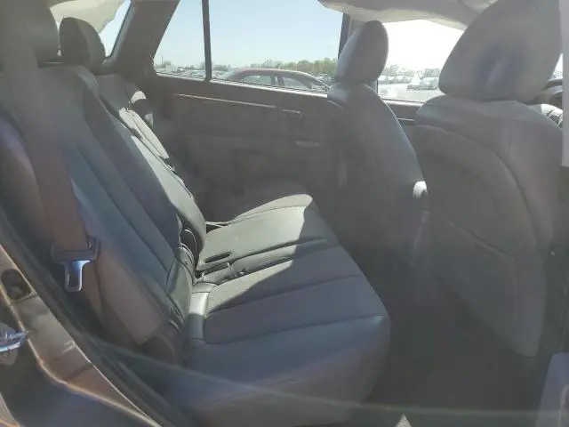 2011 HYUNDAI SANTA FE SE