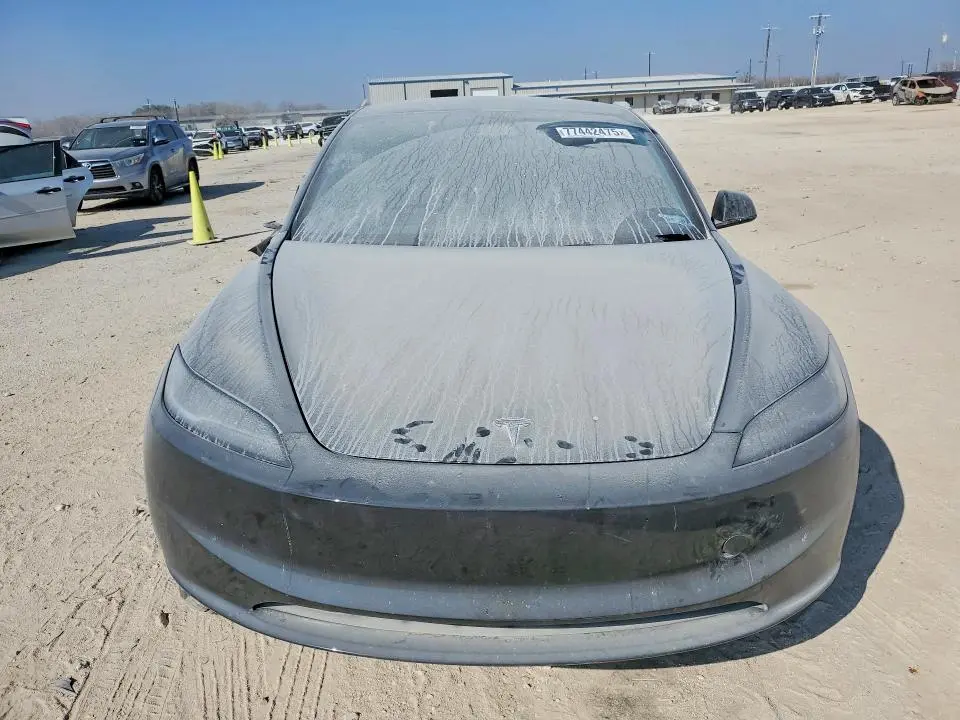 2025 TESLA MODEL 3   