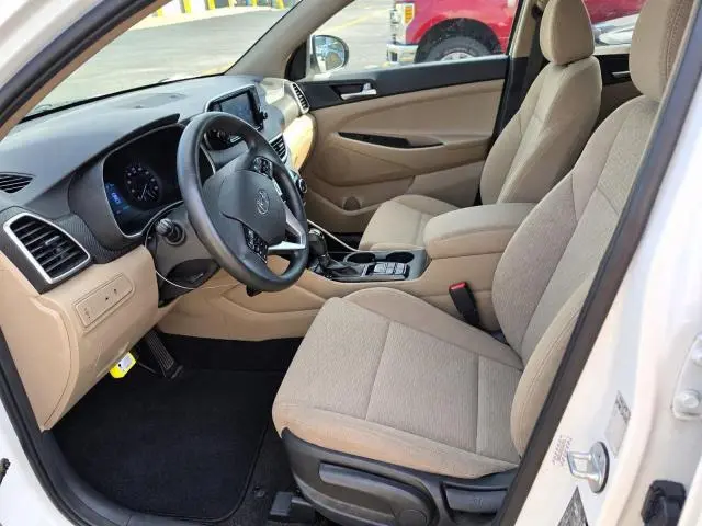 2019 HYUNDAI TUCSON SE  