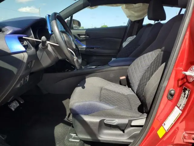 2021 TOYOTA C-HR XLE  