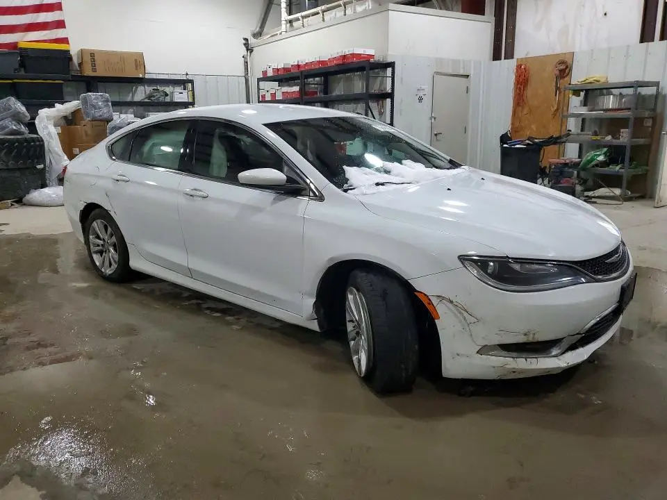 2017 CHRYSLER 200 LIMITED  