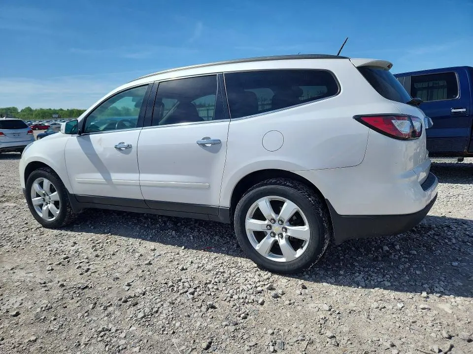 2016 CHEVROLET TRAVERSE LT  