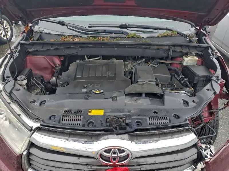 2014 TOYOTA HIGHLANDER XLE  