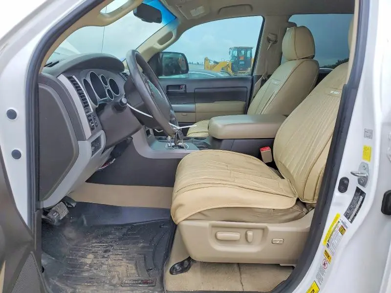 2010 TOYOTA TUNDRA   
