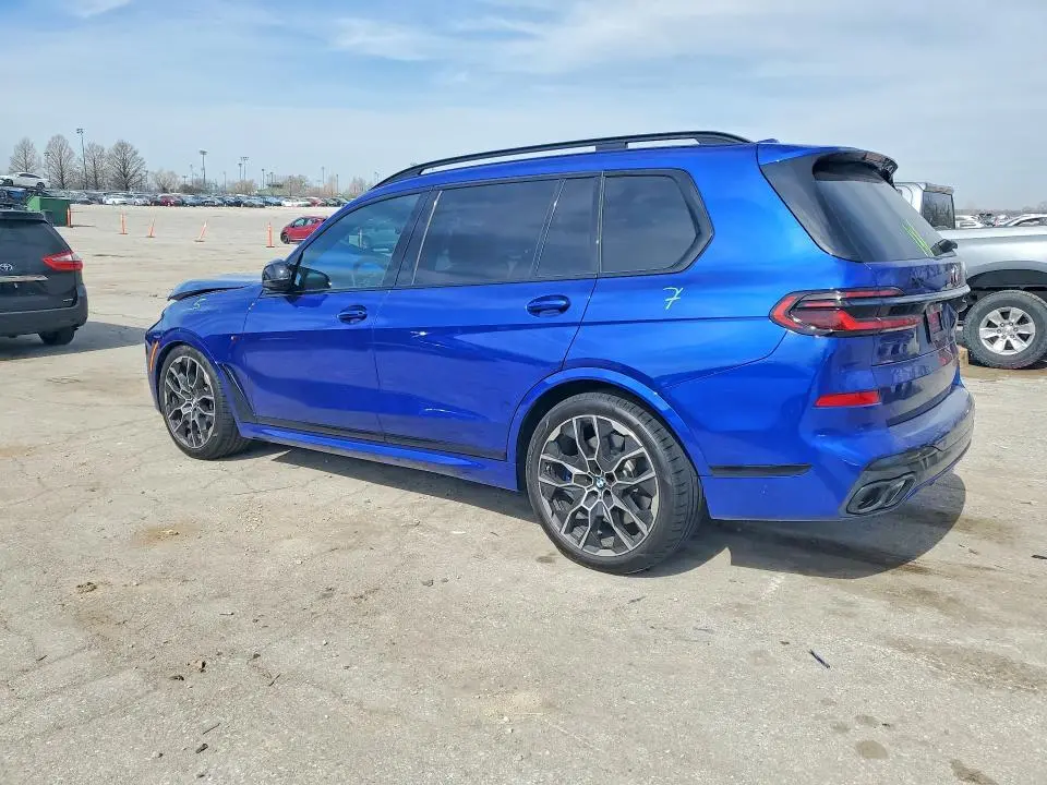 2026 BMW X7 M60I  