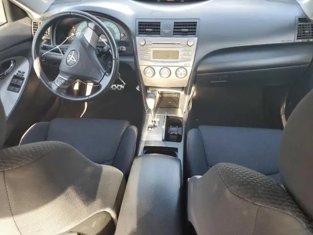 2011 TOYOTA CAMRY SE  