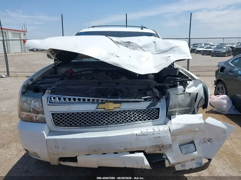 2012 CHEVROLET SUBURBAN LT