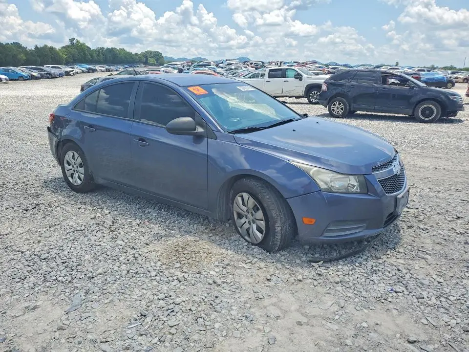 2013 CHEVROLET CRUZE LS  