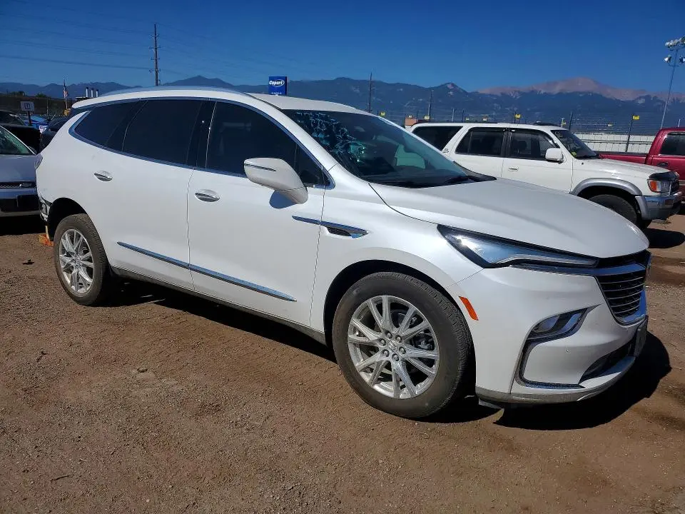 2024 BUICK ENCLAVE PREMIUM  