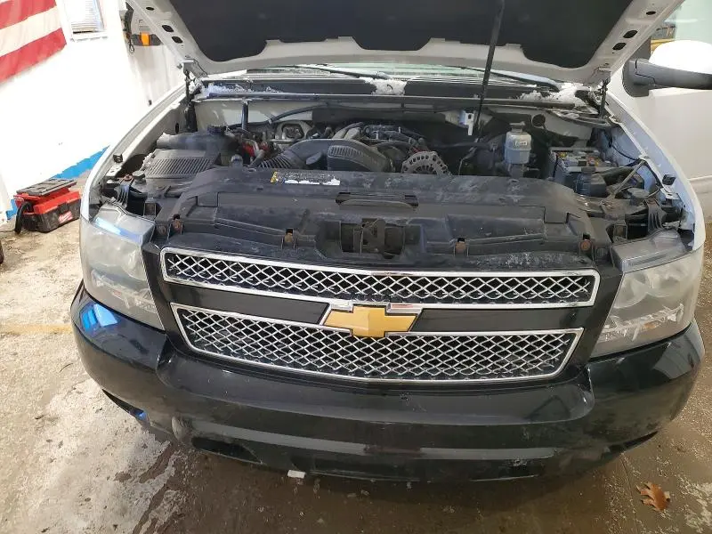 2011 CHEVROLET SUBURBAN K1500 LT  
