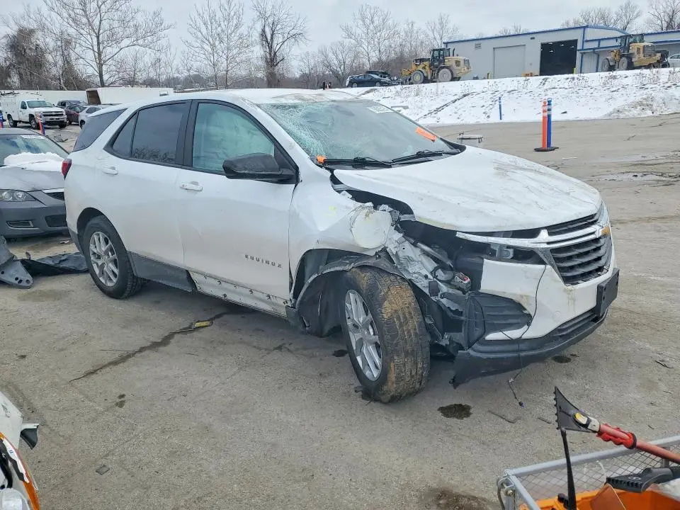2022 CHEVROLET EQUINOX LS  
