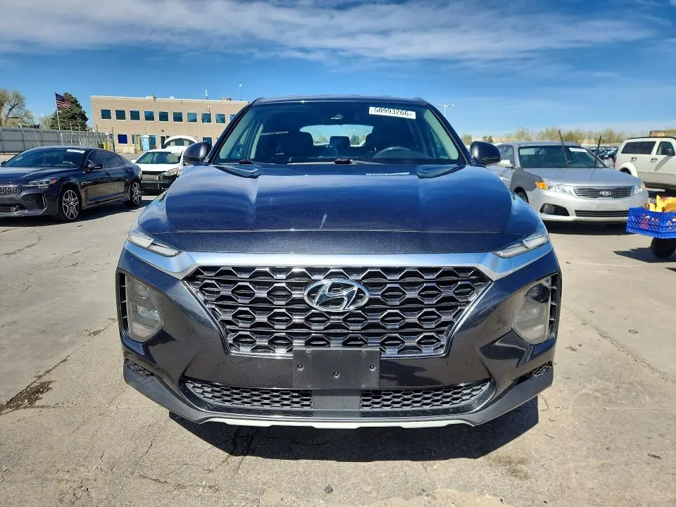 2020 HYUNDAI SANTA FE SE  