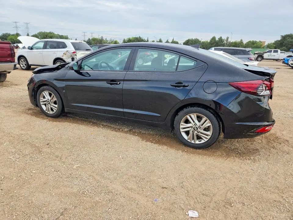 2019 HYUNDAI ELANTRA SEL  