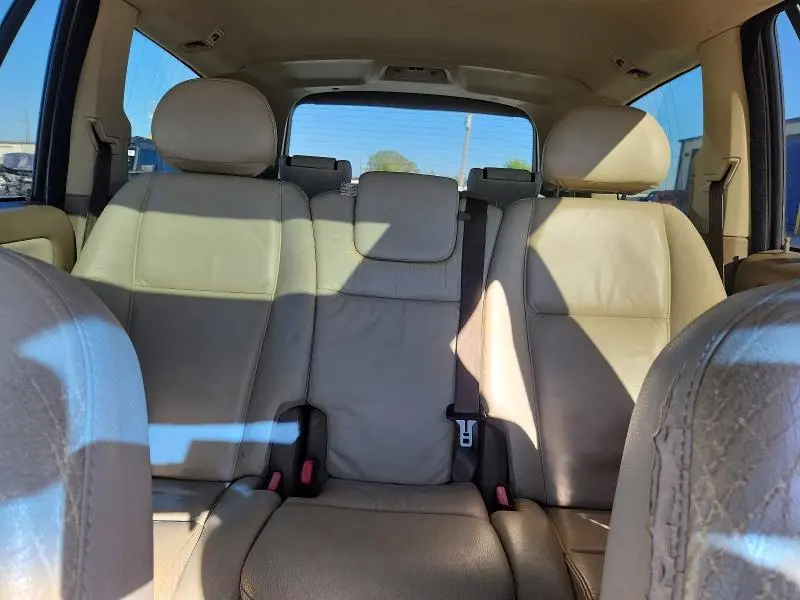 2011 VOLVO XC90 3.2  