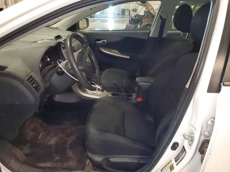 2013 TOYOTA COROLLA S  