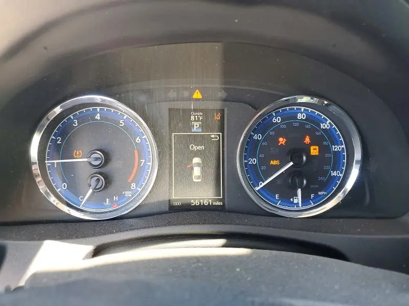 2017 TOYOTA COROLLA SE  
