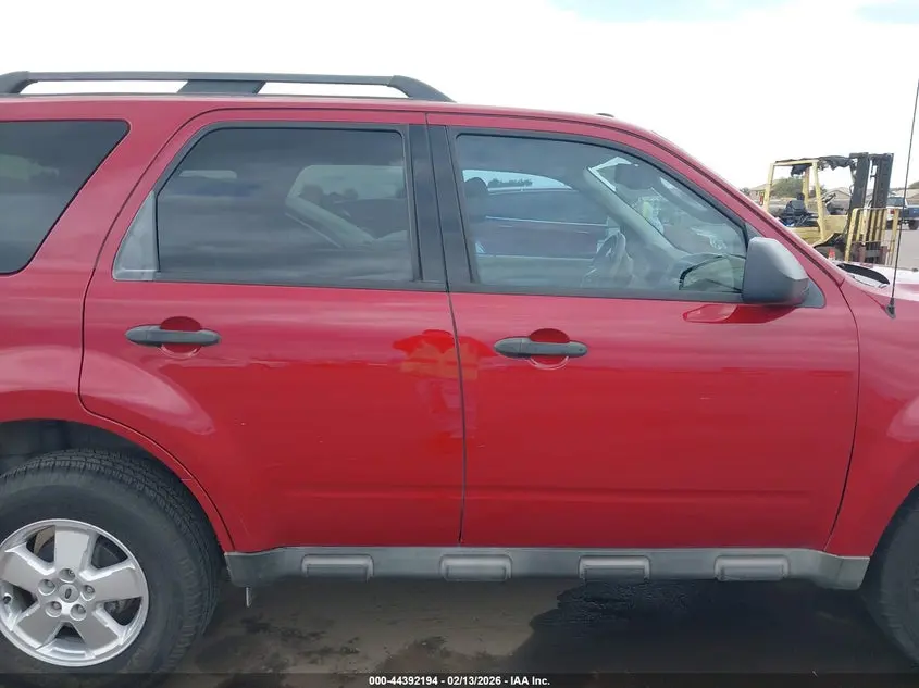 2010 FORD ESCAPE XLT