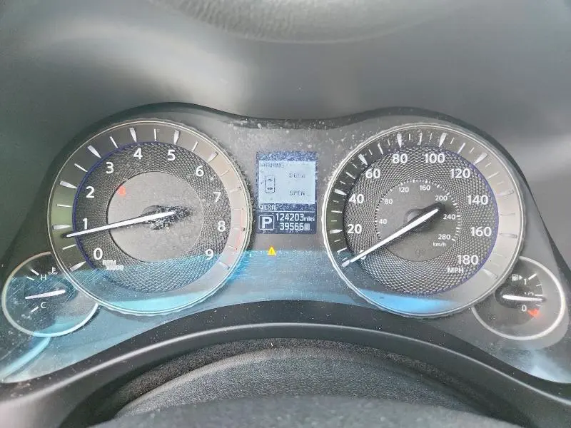 2015 INFINITI Q70 3.7  