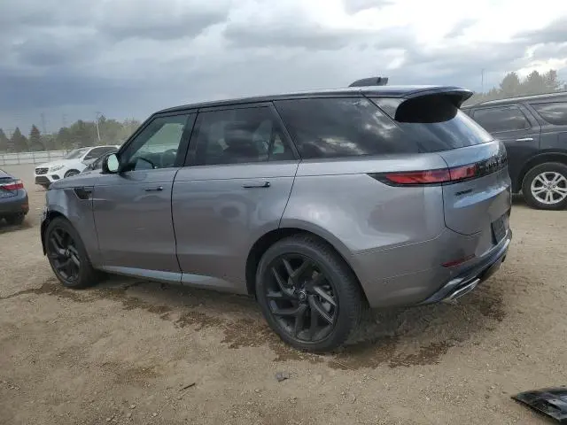 2025 LAND ROVER RANGE ROVER SPORT DYNAMIC SE  