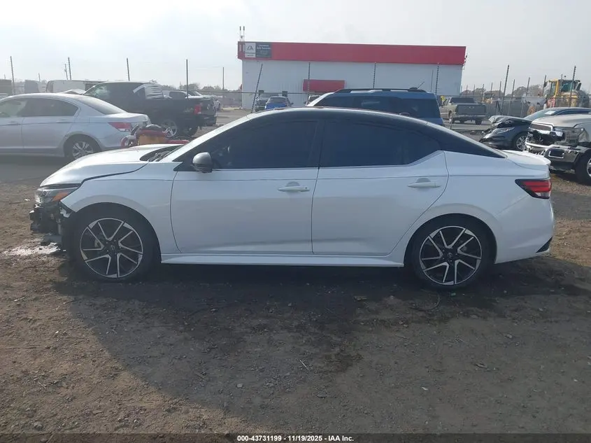 2024 NISSAN SENTRA SR XTRONIC CVT