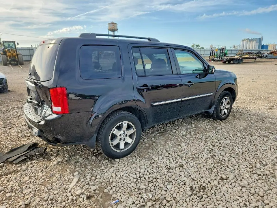 2011 HONDA PILOT TOURING  