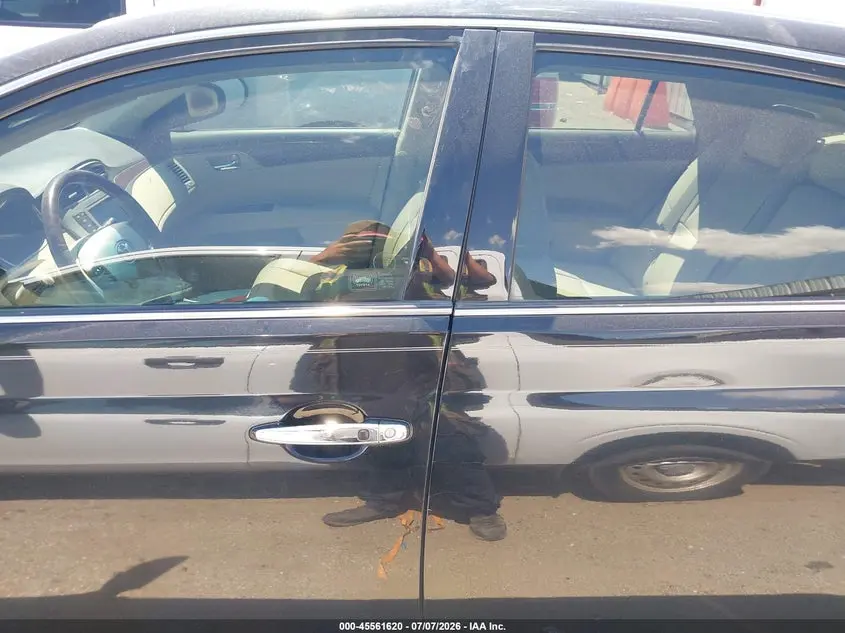 2011 TOYOTA AVALON LIMITED