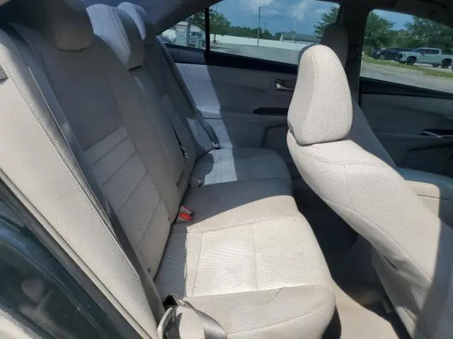2016 TOYOTA CAMRY LE  