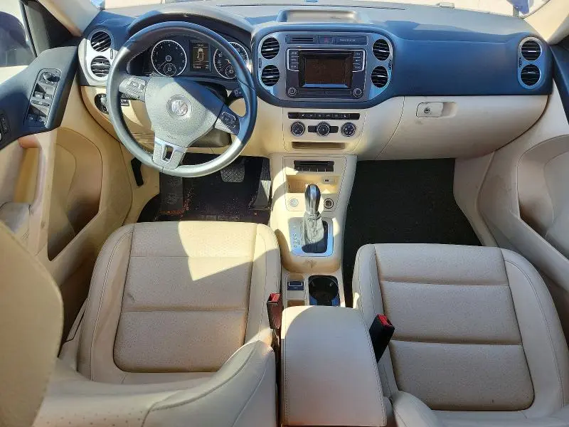 2016 VOLKSWAGEN TIGUAN S  