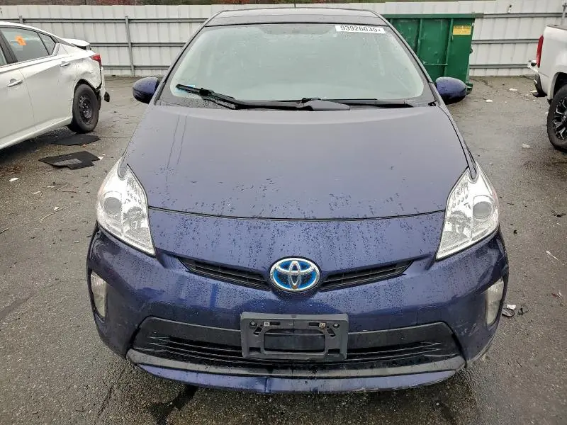 2015 TOYOTA PRIUS   