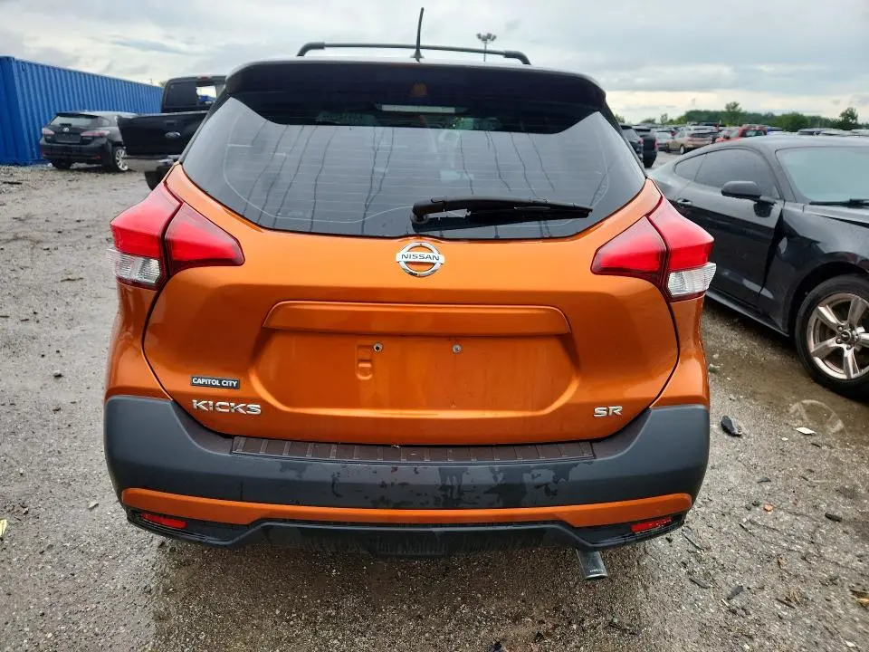 2018 NISSAN KICKS SR  