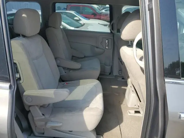 2016 NISSAN QUEST S  