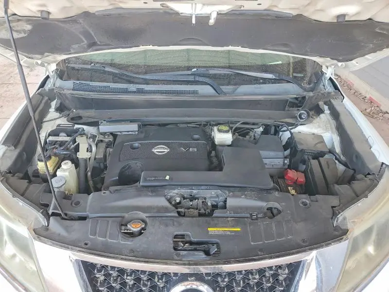 2014 NISSAN PATHFINDER SV  