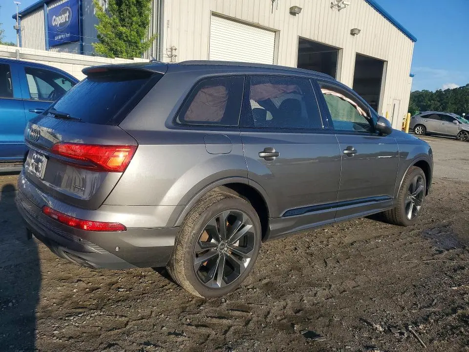 2025 AUDI Q7 PREMIUM PLUS  