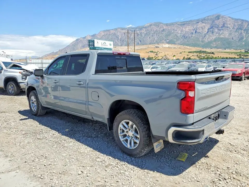 2024 CHEVROLET SILVERADO K1500 LT  