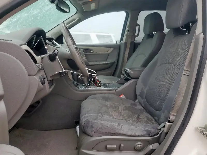 2015 CHEVROLET TRAVERSE LT  