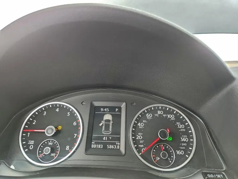 2016 VOLKSWAGEN TIGUAN S  