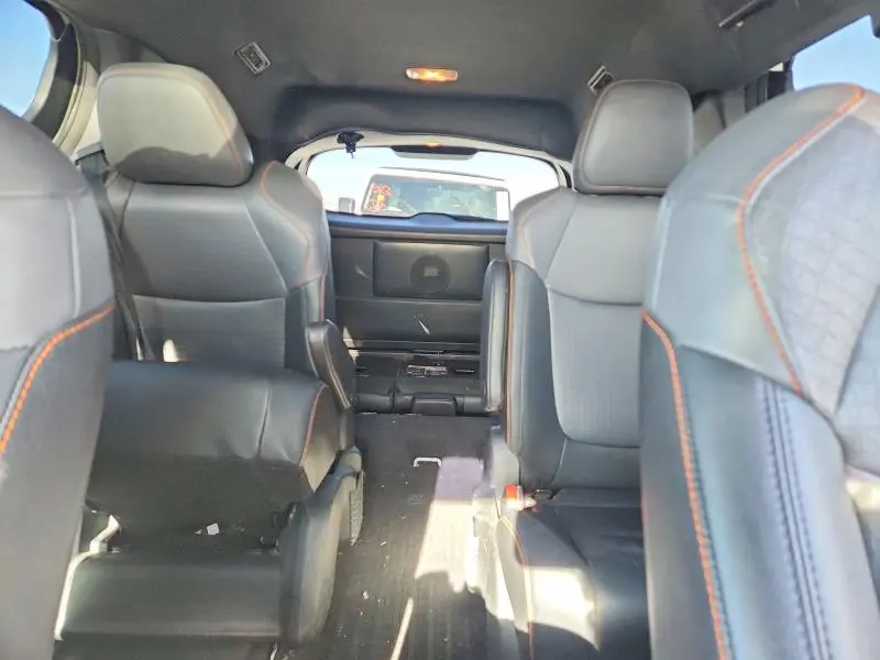 2021 TOYOTA SIENNA XSE  